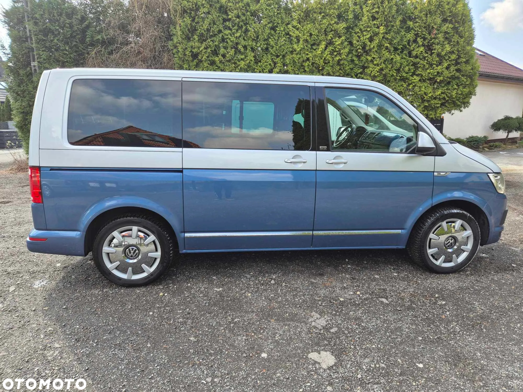 Volkswagen Multivan - 6