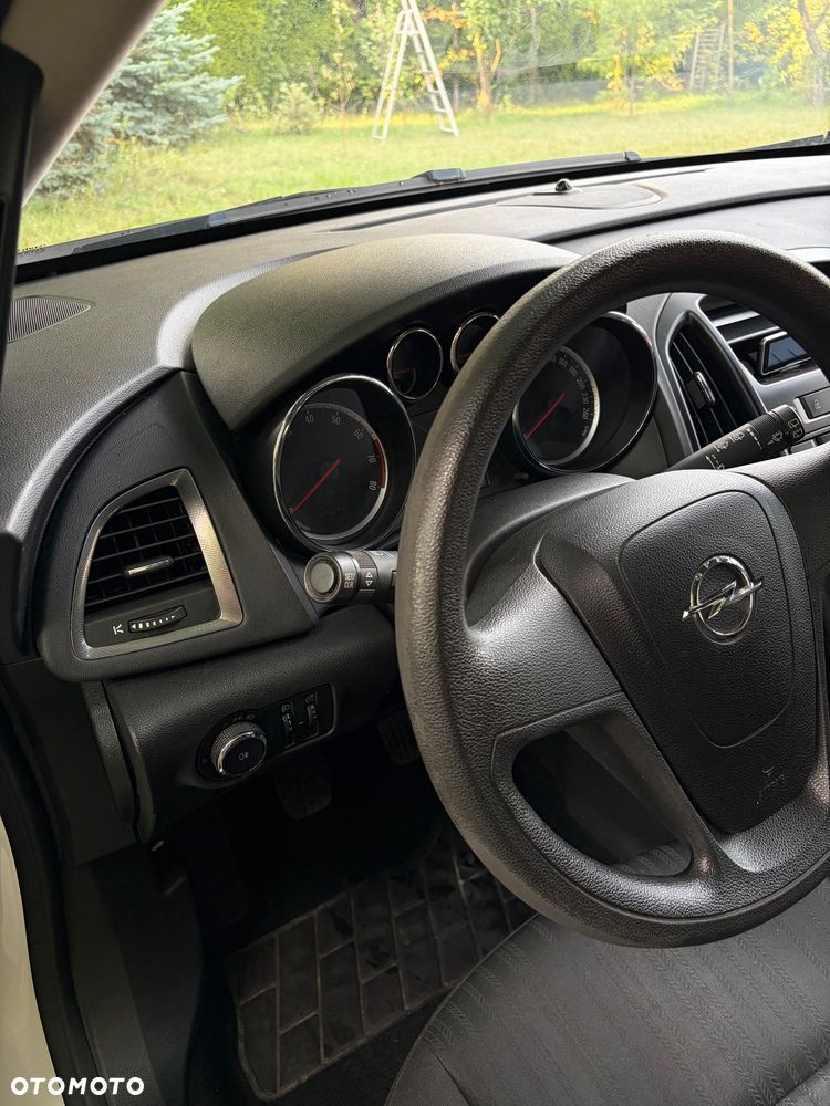 Opel Astra 1.4 Enjoy - 9