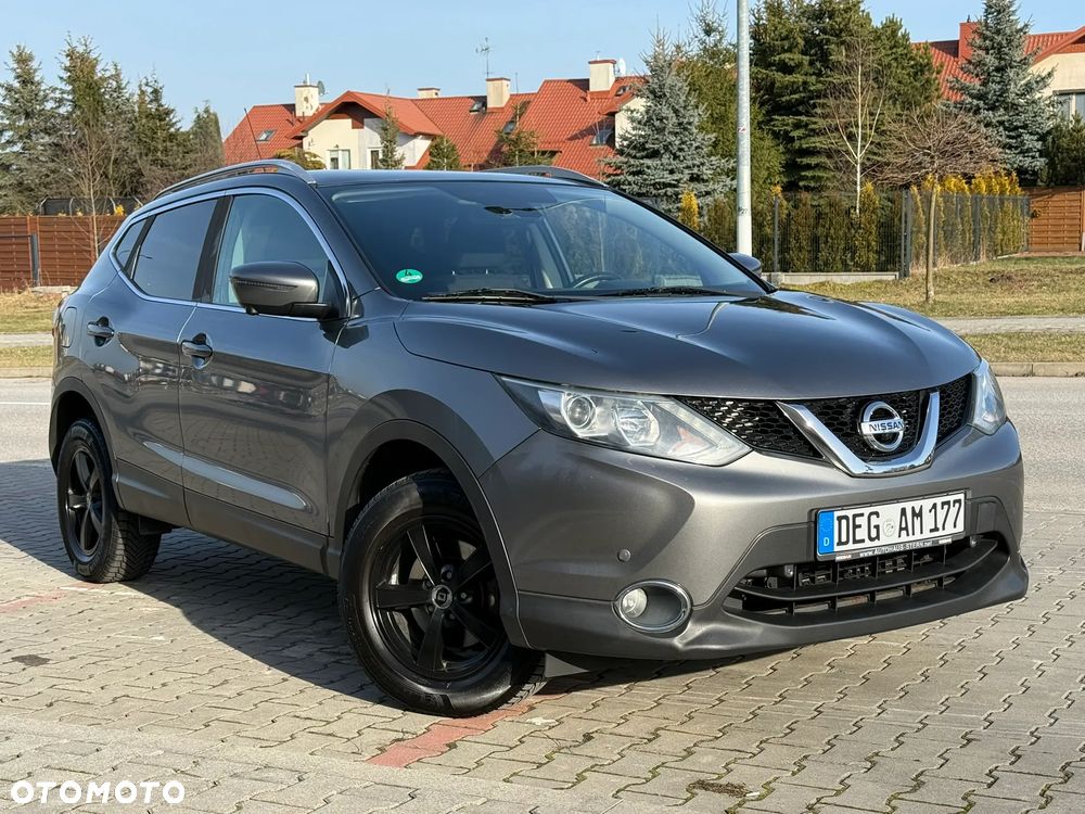 Nissan Qashqai 1.5 dCi TEKNA - 8