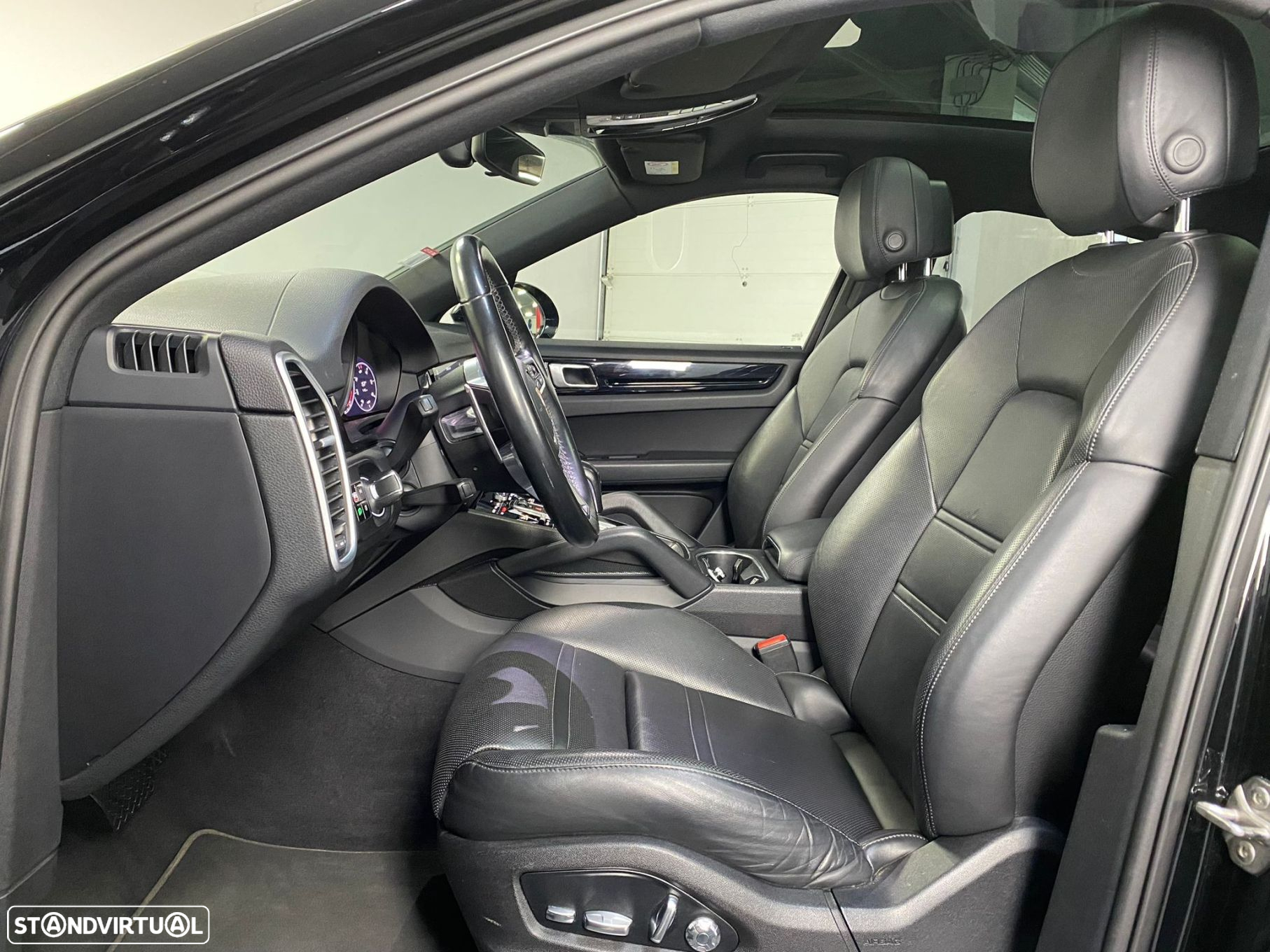 Porsche Cayenne Coupé Platinum Edition - 6