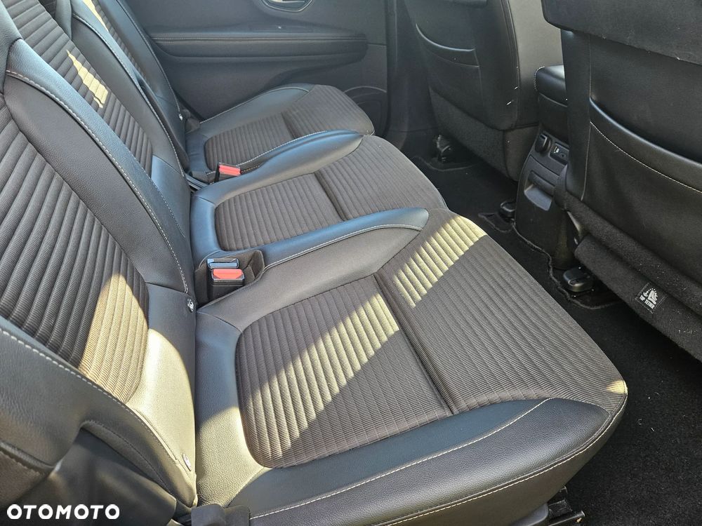 Renault Scenic ENERGY dCi 130 BOSE EDITION - 23