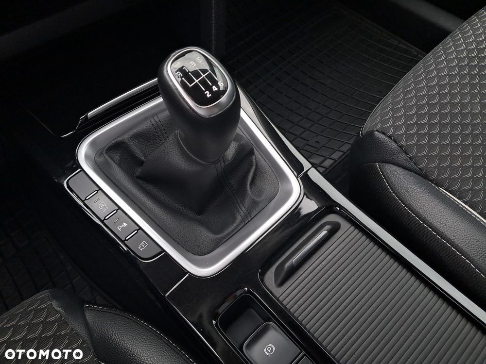 Kia XCeed 1.5 T-GDI Business Line - 15