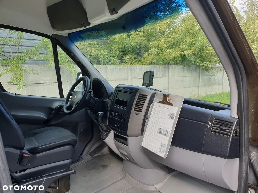 Mercedes-Benz SPRINTER - 14