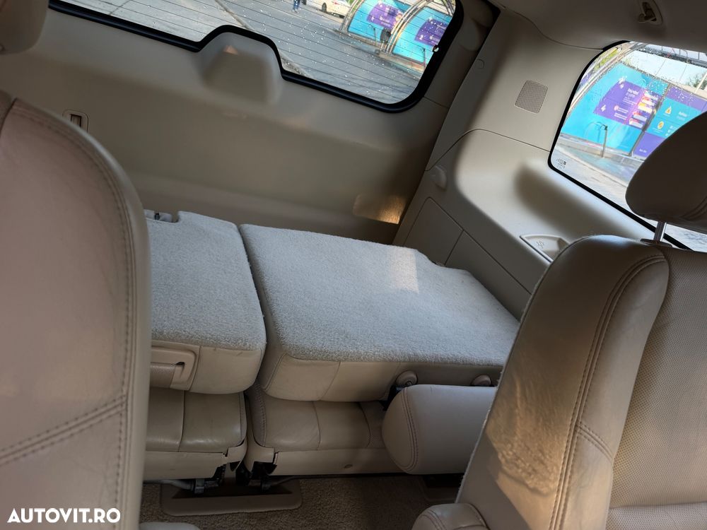 Cadillac Escalade - 9