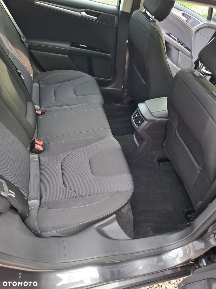 Ford Mondeo - 15