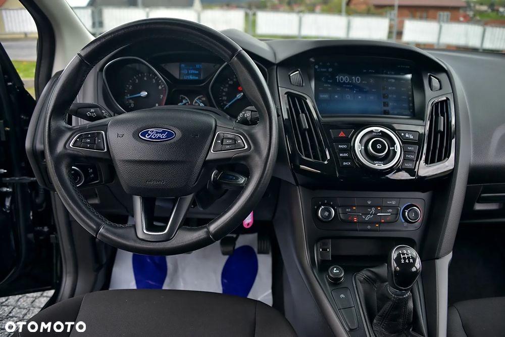Ford Focus - 7