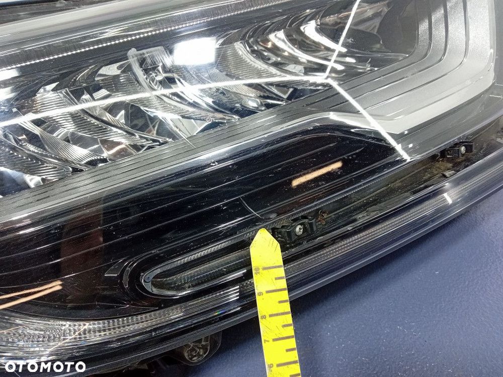 HONDA CR-V V LIFT 19- REFLEKTOR PRAWY FULL LED EU - 3