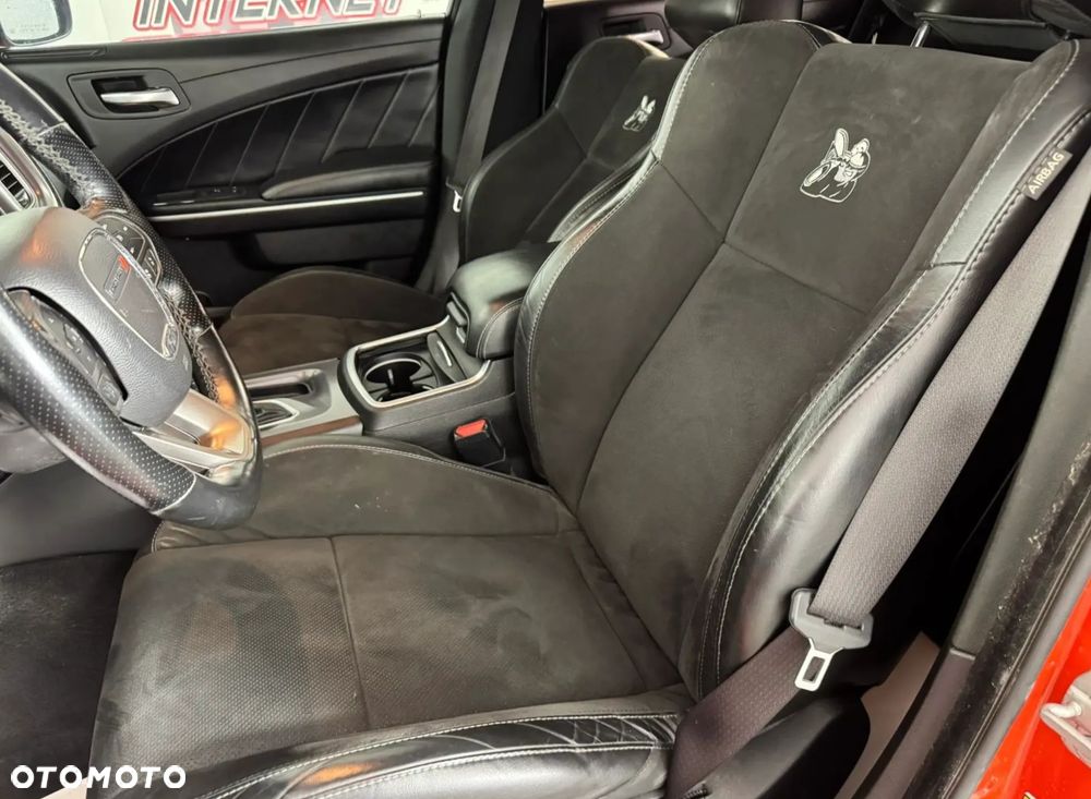 Dodge Charger 6.4 Scat Pack Widebody - 14