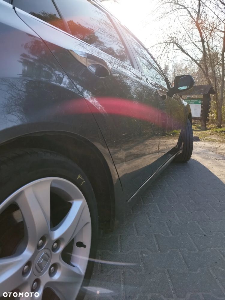 Honda Accord 2.0 Executive Nav - 9