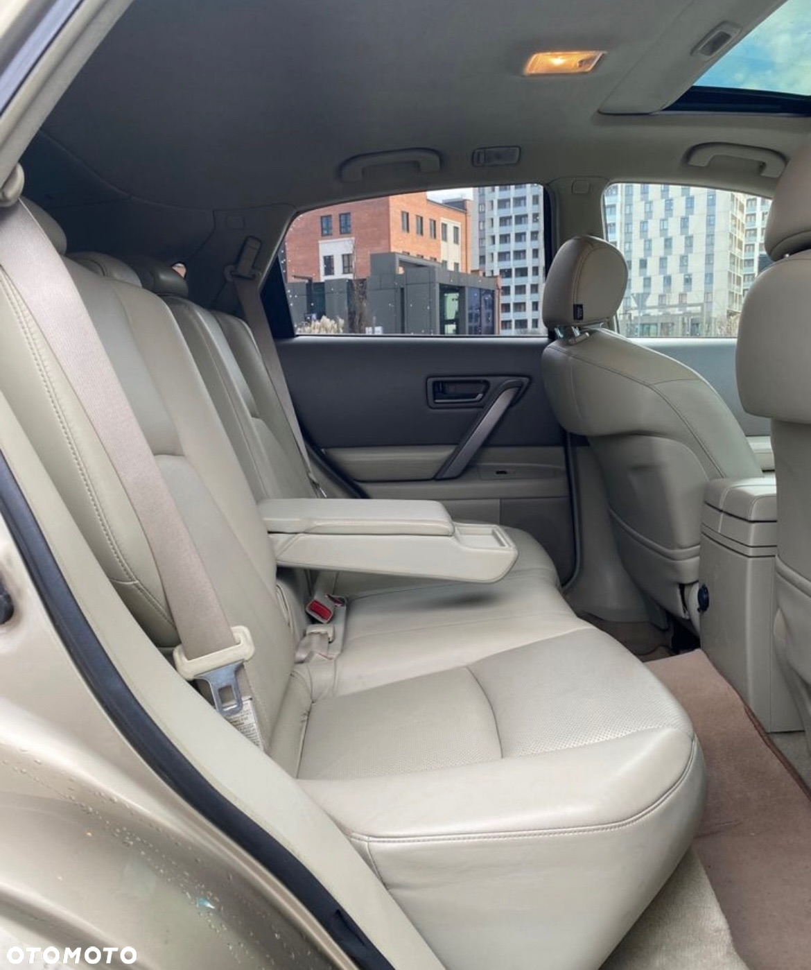 Infiniti FX FX35 - 30