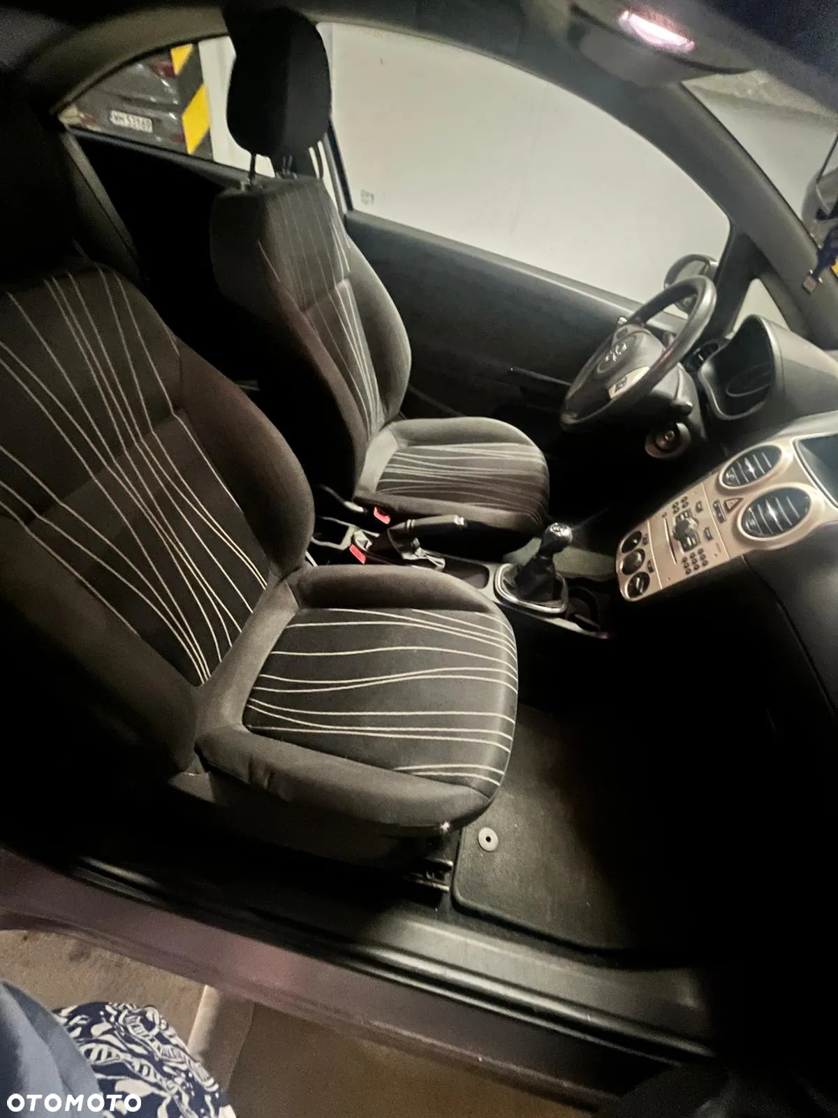 Opel Corsa - 7