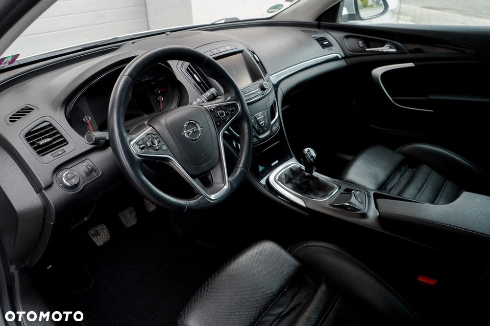 Opel Insignia 1.6 T Cosmo S&S - 15