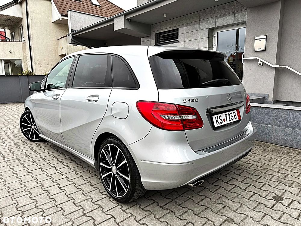 Mercedes-Benz Klasa B 180 AMG Line - 4