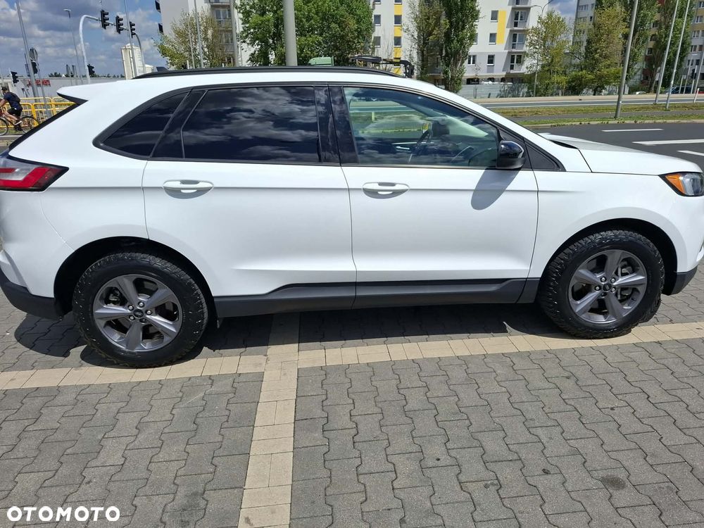 Ford Edge - 2