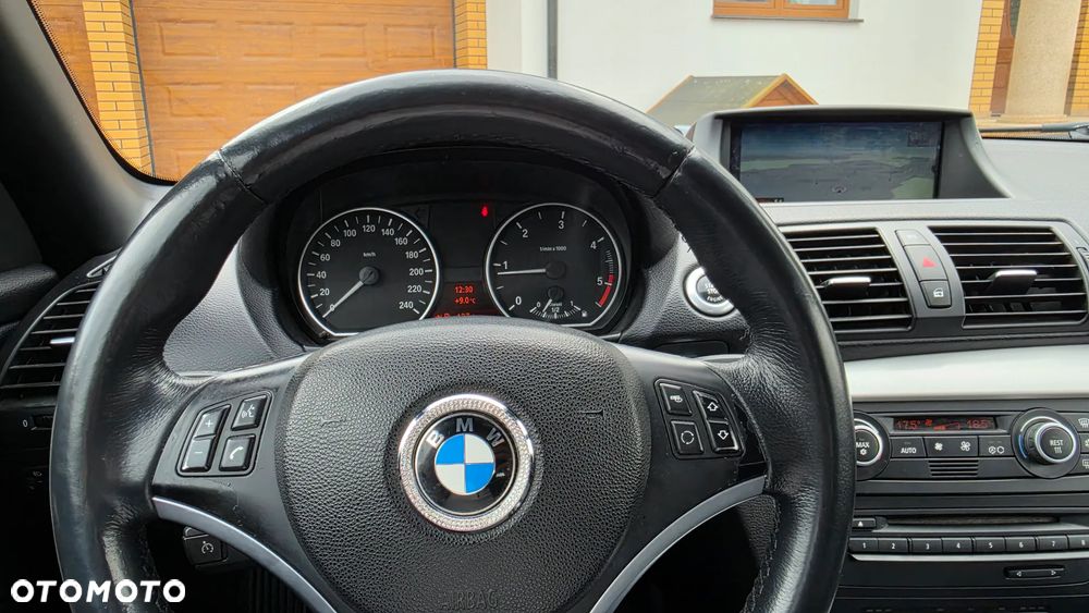 BMW Seria 1 118d - 30