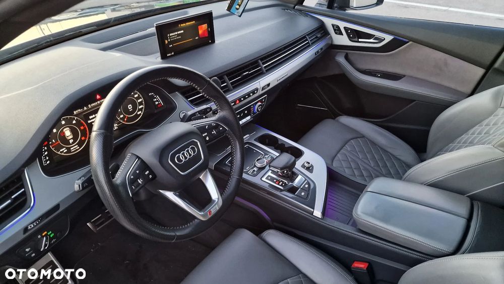 Audi Q7 - 21