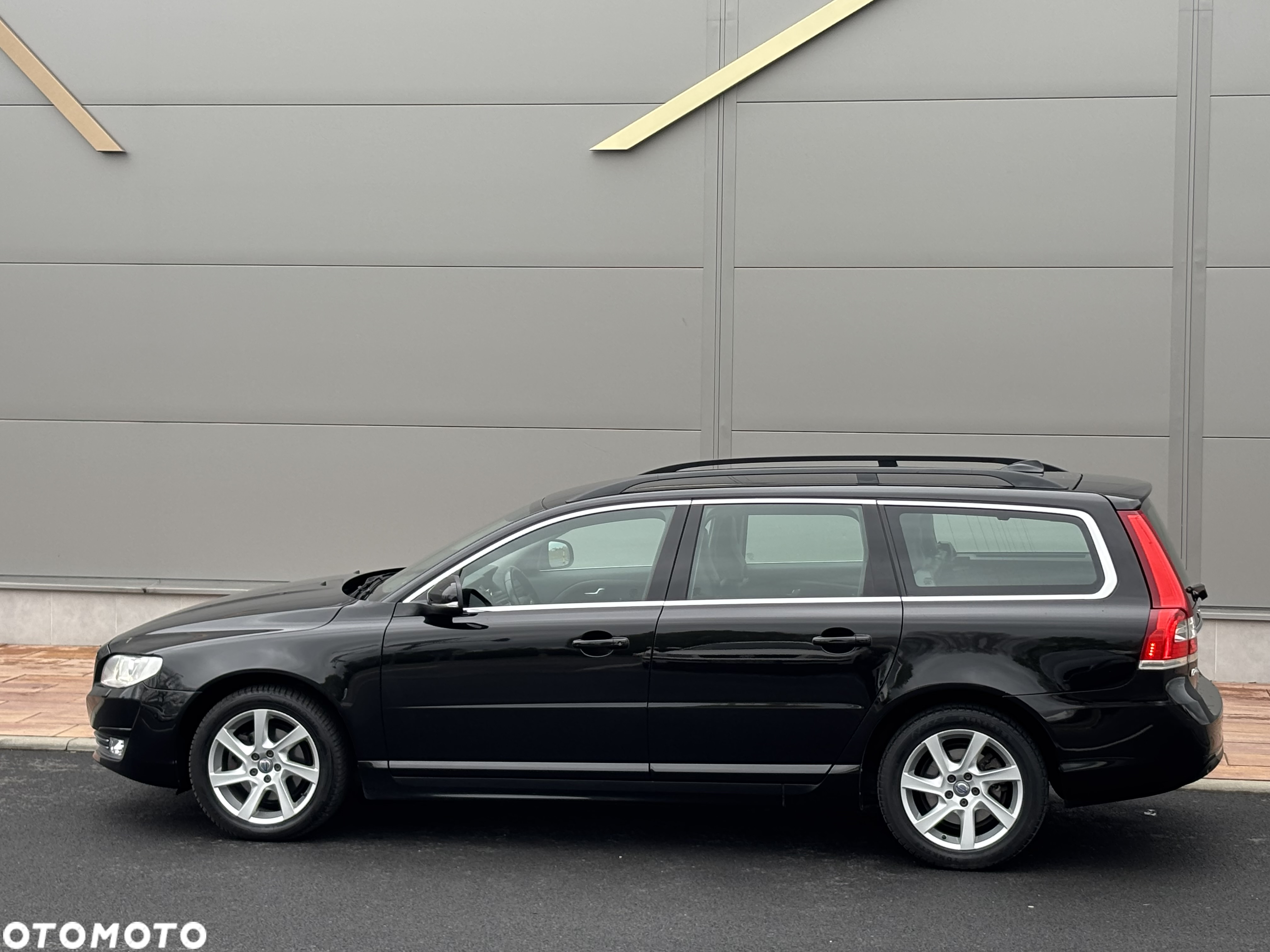 Volvo V70 D3 Geartronic Momentum - 21