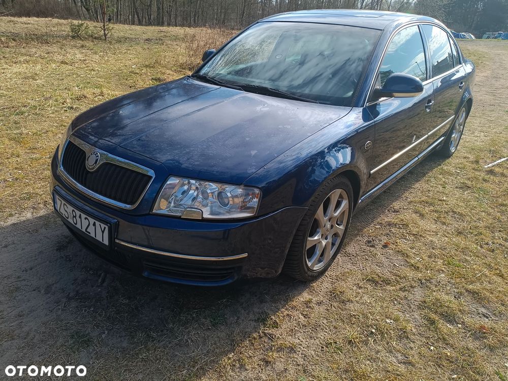 Skoda Superb 2.0 TDI DPF Ambiente - 1