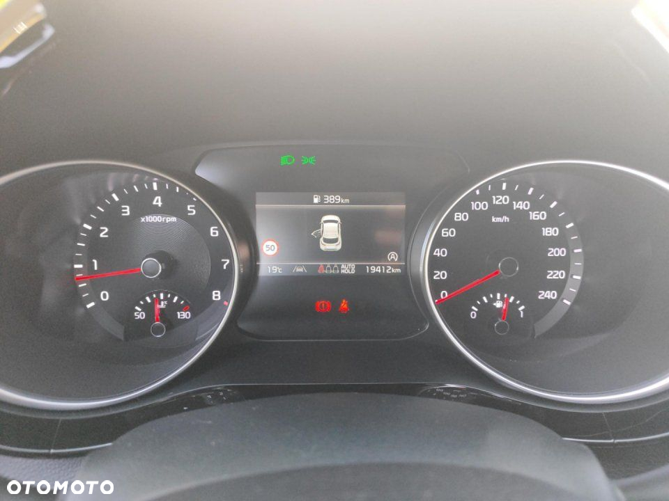 Kia XCeed - 22
