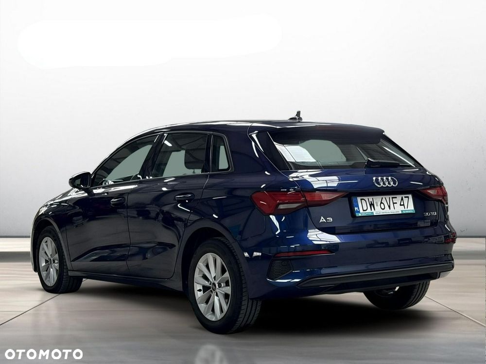 Audi A3 Sportback - 4