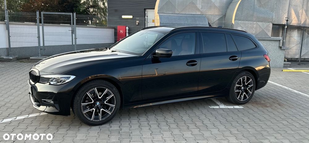 BMW Seria 3 320d xDrive mHEV - 5