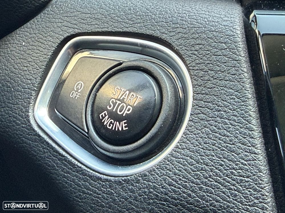 BMW X1 16 d sDrive Line Sport - 40