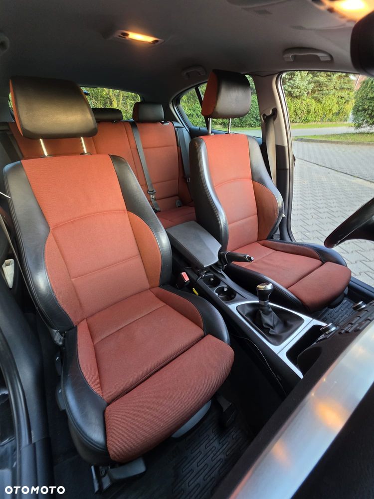 BMW Seria 1 - 11
