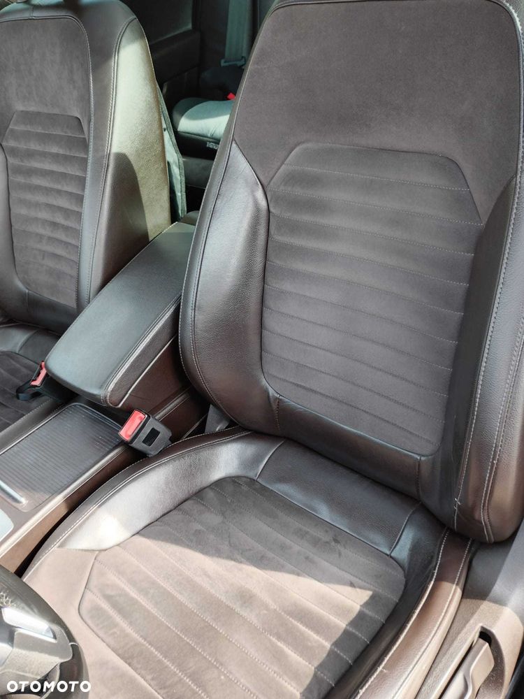 Volkswagen Passat - 5