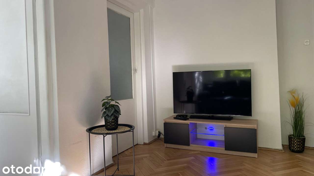 STARY MOKOTÓW • BRUNA 24 • 3 POKOJE • 6 MIN METRO • ODŚWIEŻONE