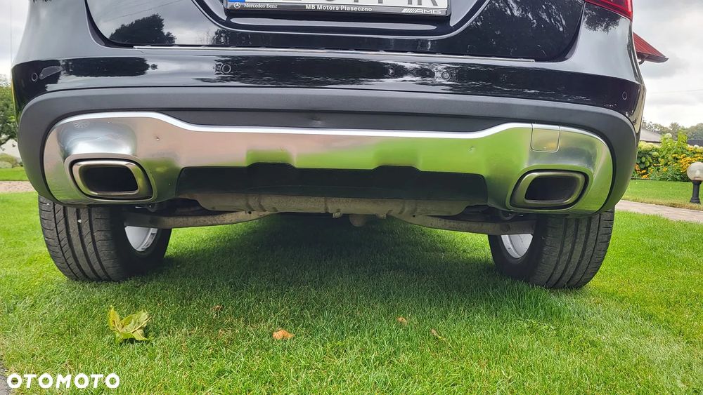 Mercedes-Benz GLA 200 7G-DCT - 18