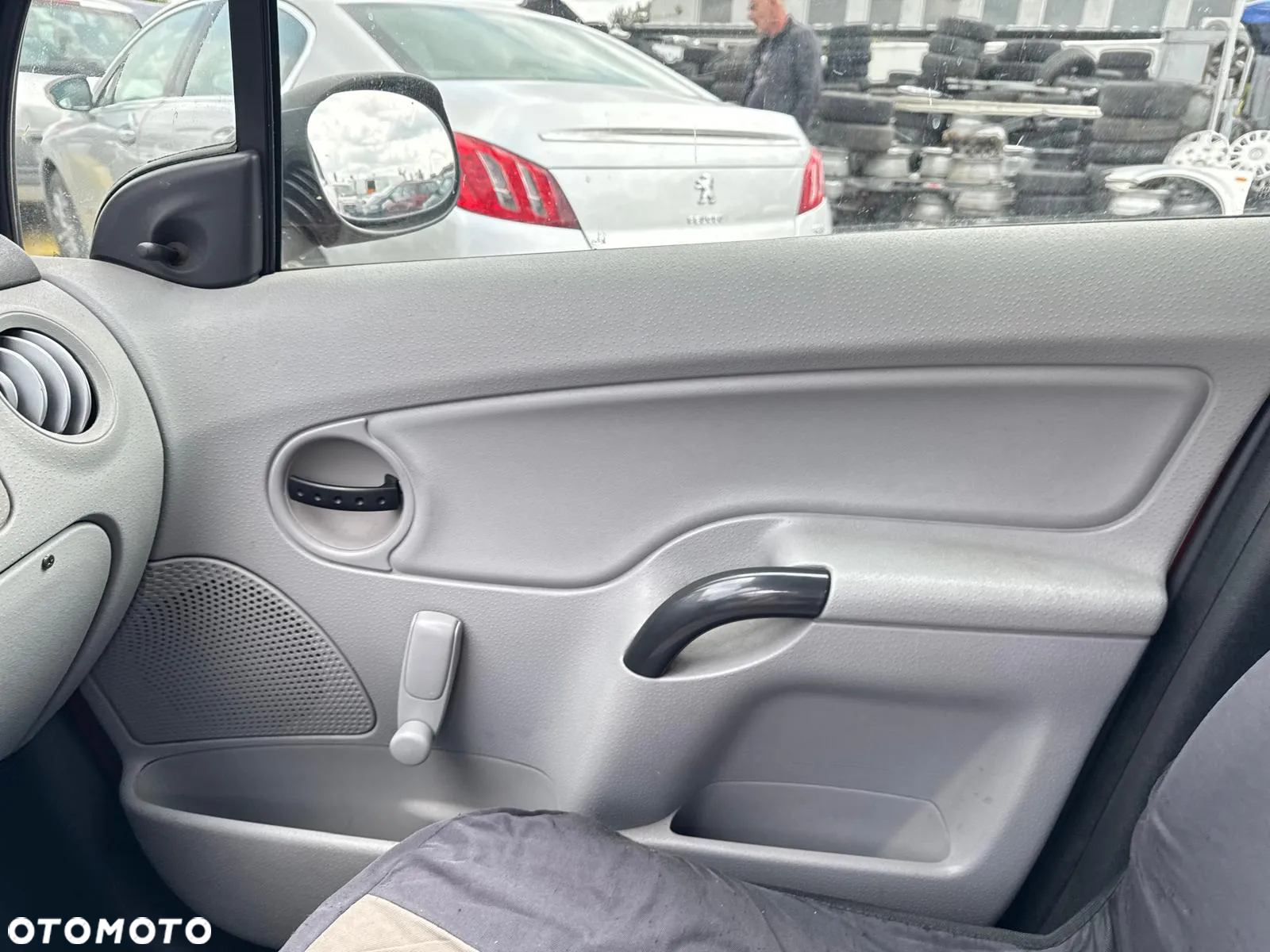CITROEN C3 2003 poj. 1.1 benzyna - samochód na części - 5