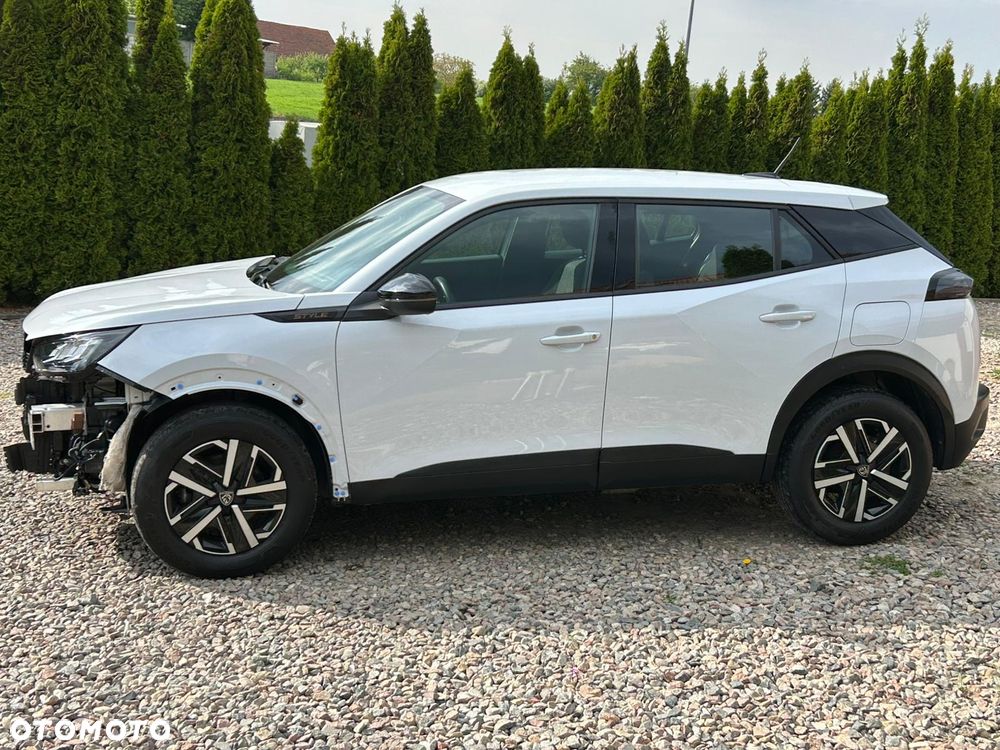 Peugeot 2008 Hybrid 136 e-DSC Style - 2