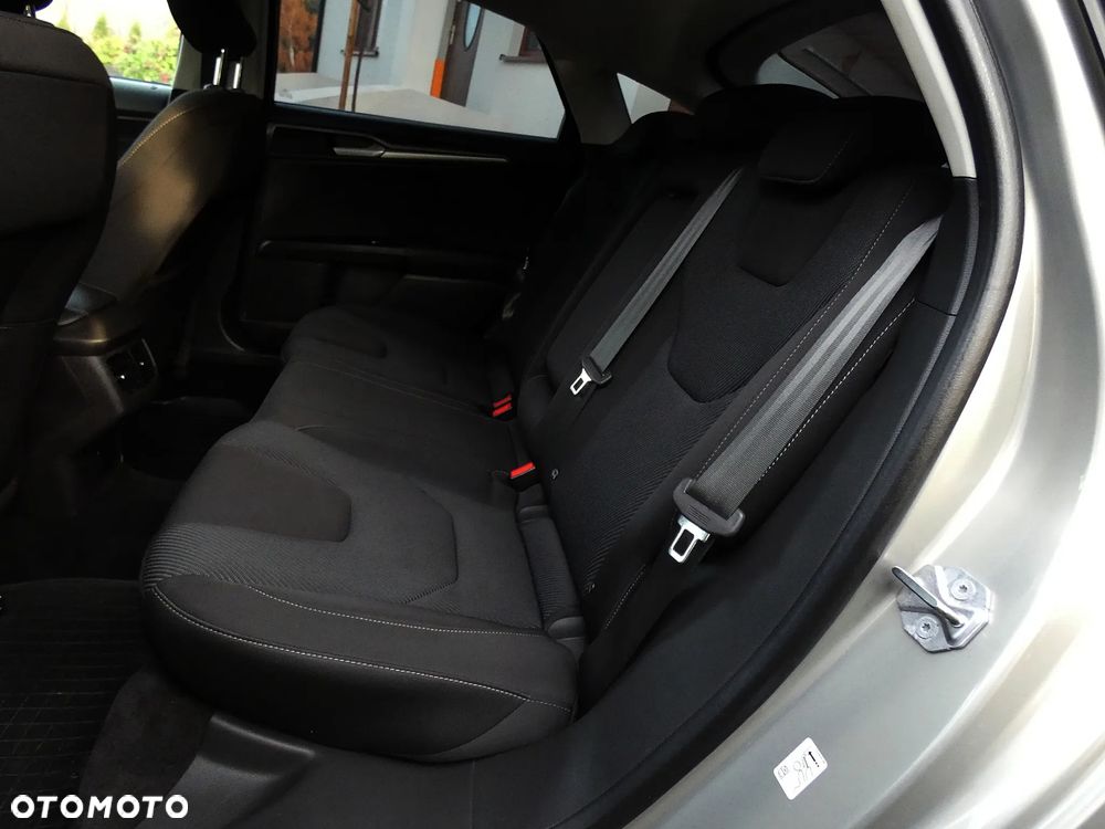 Ford Mondeo 1.5 EcoBoost Gold Edition - 31