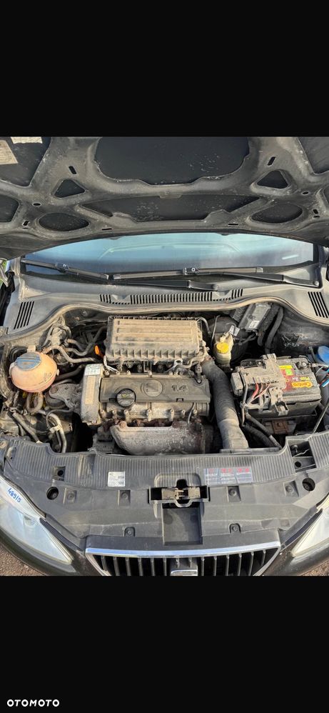 Seat Ibiza SC 1.4 16V Reference - 4