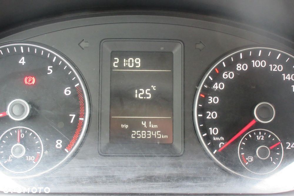 Volkswagen Caddy - 31