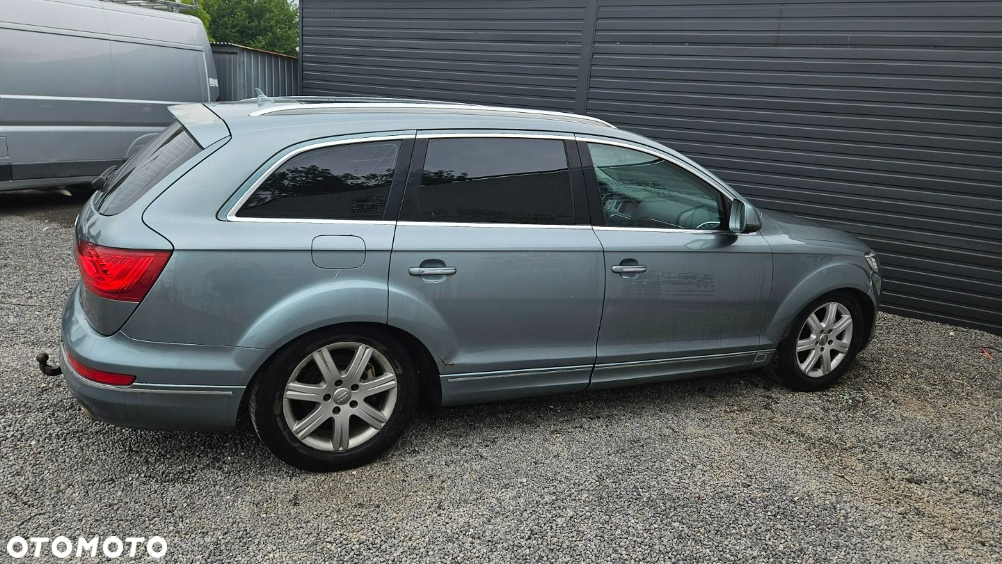 Audi Q7 - 25