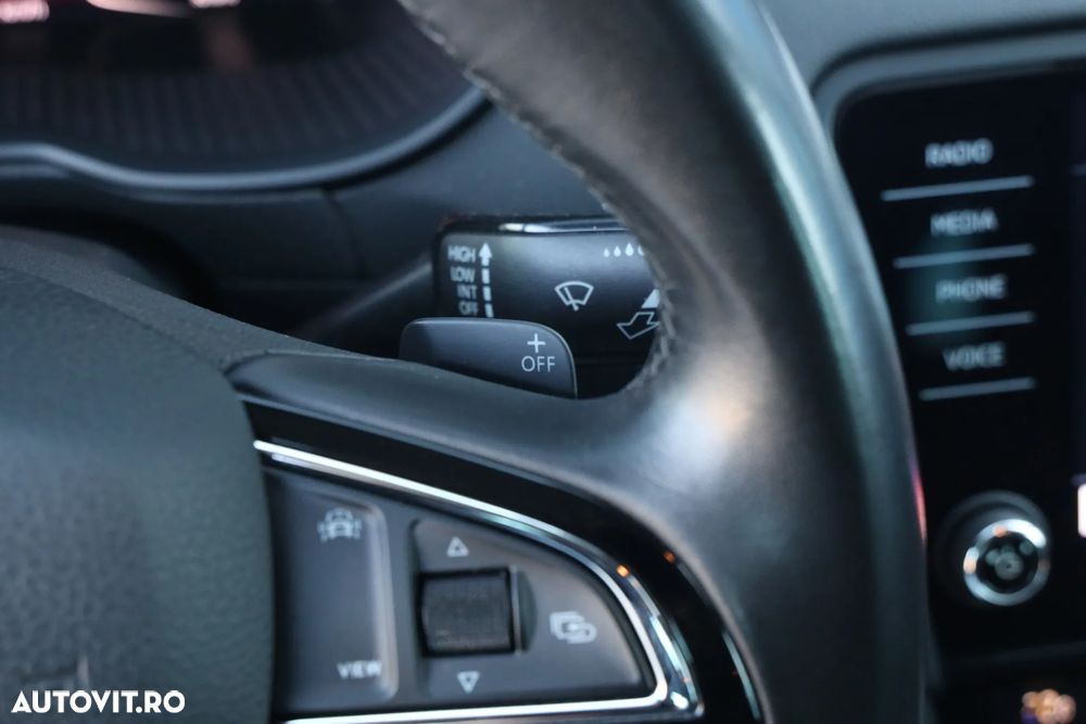 Skoda Octavia 1.6 TDI DSG Style - 18