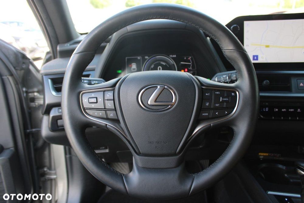 Lexus UX - 23