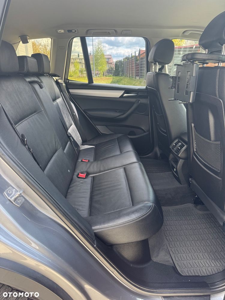BMW X3 xDrive20d - 37