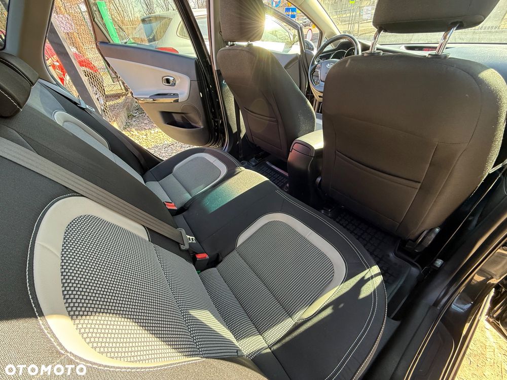 Kia Ceed 1.6 CRDi L Business Line - 16