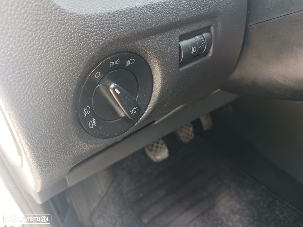 Skoda Fabia 1.6 TDI Ambiente - 33