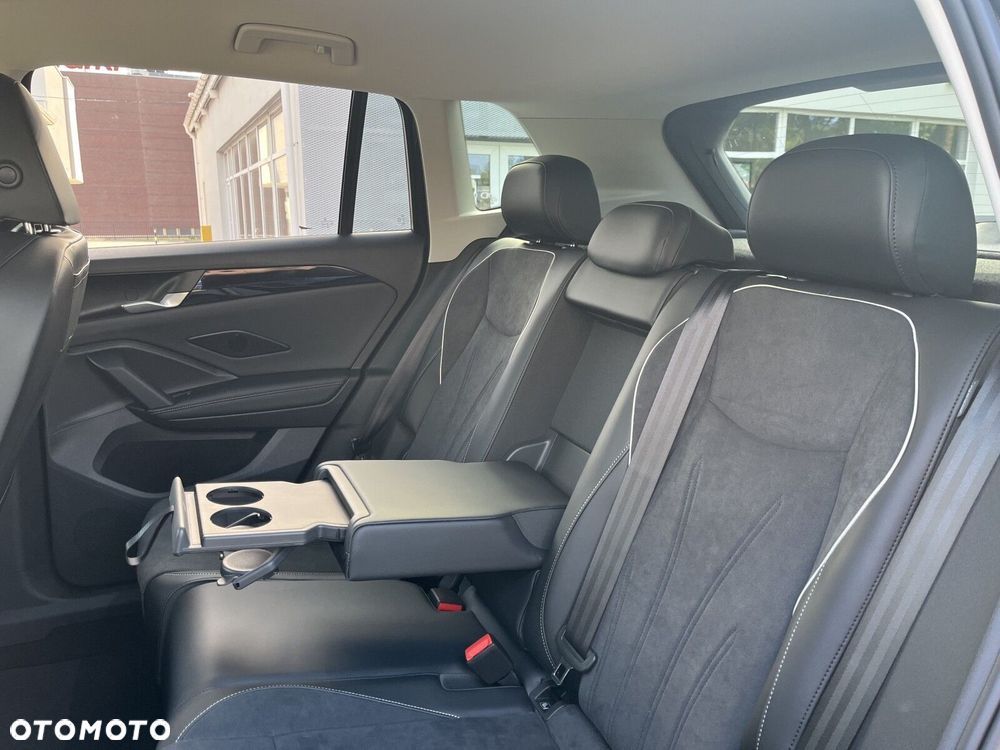 Volkswagen Tiguan 2.0 TSI 4Mot Elegance DSG - 16