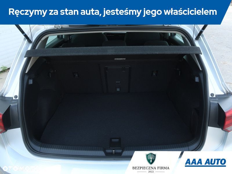 Volkswagen Golf - 16