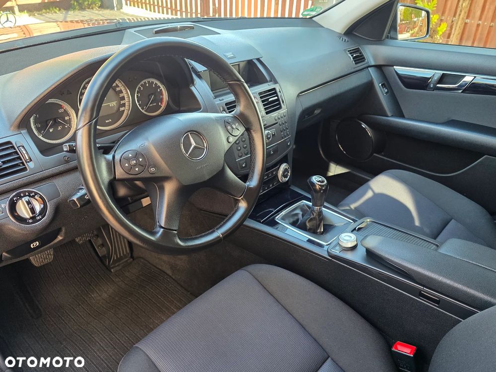 Mercedes-Benz Klasa C 200 Kompressor Elegance - 2