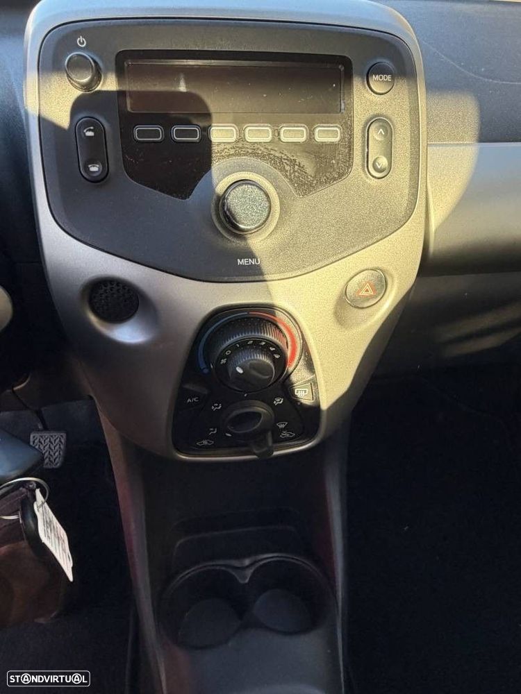 Citroën C1 1.2 VTi Shine - 21