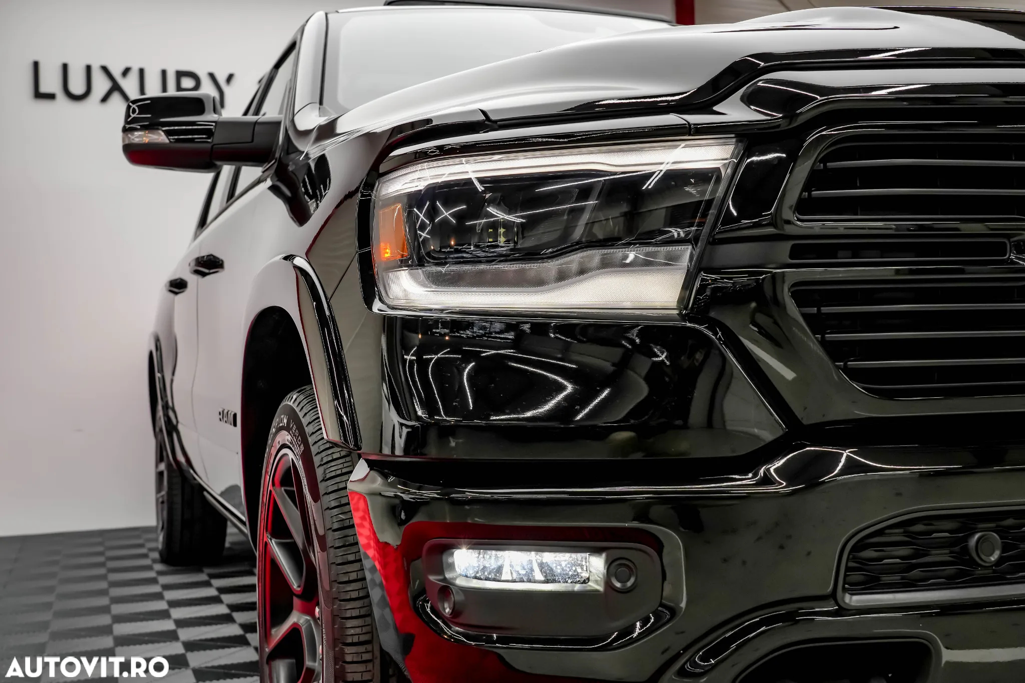 Dodge RAM - 39