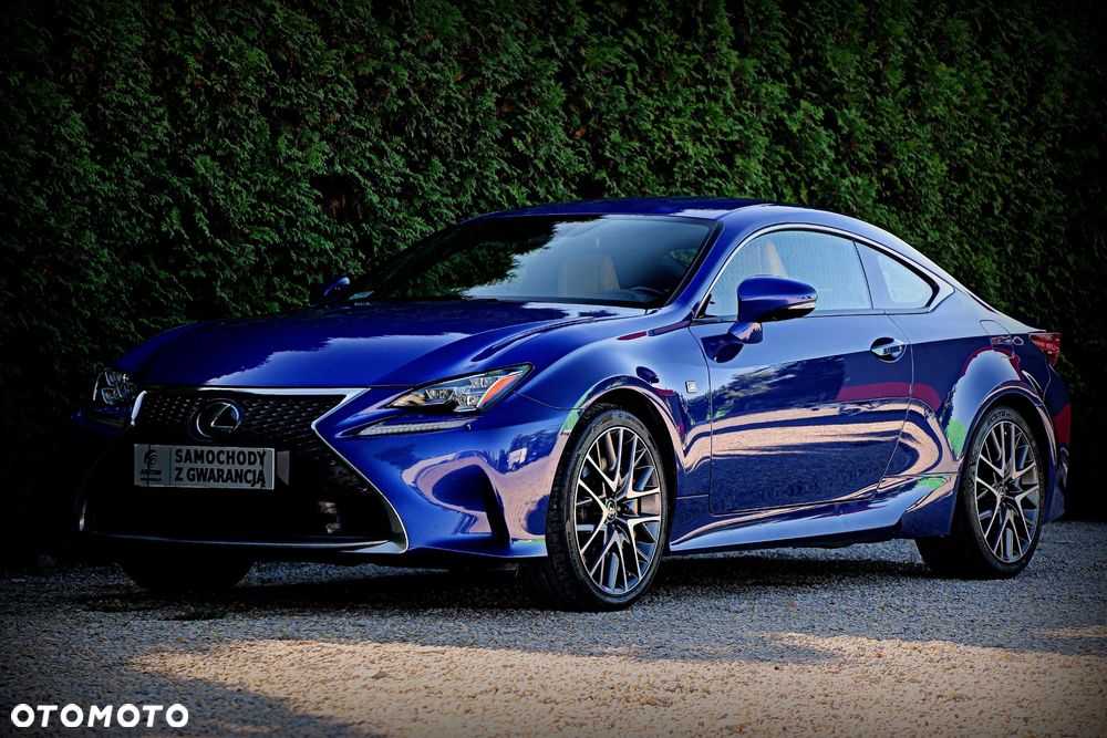 Lexus RC