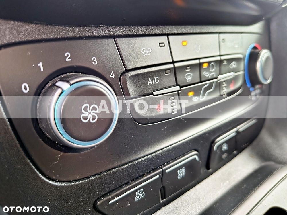 Ford Transit - 20