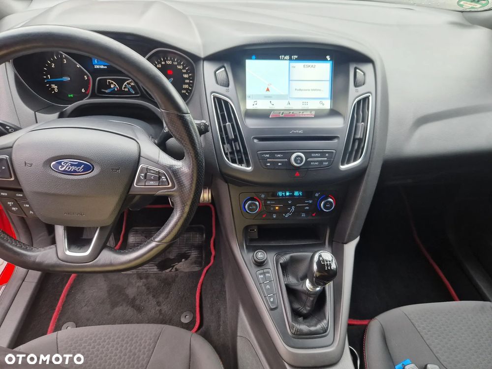 Ford Focus 2.0 TDCi ST-Line Red ASS - 25