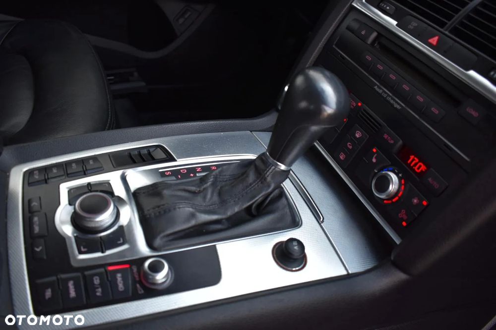 Audi Q7 - 12